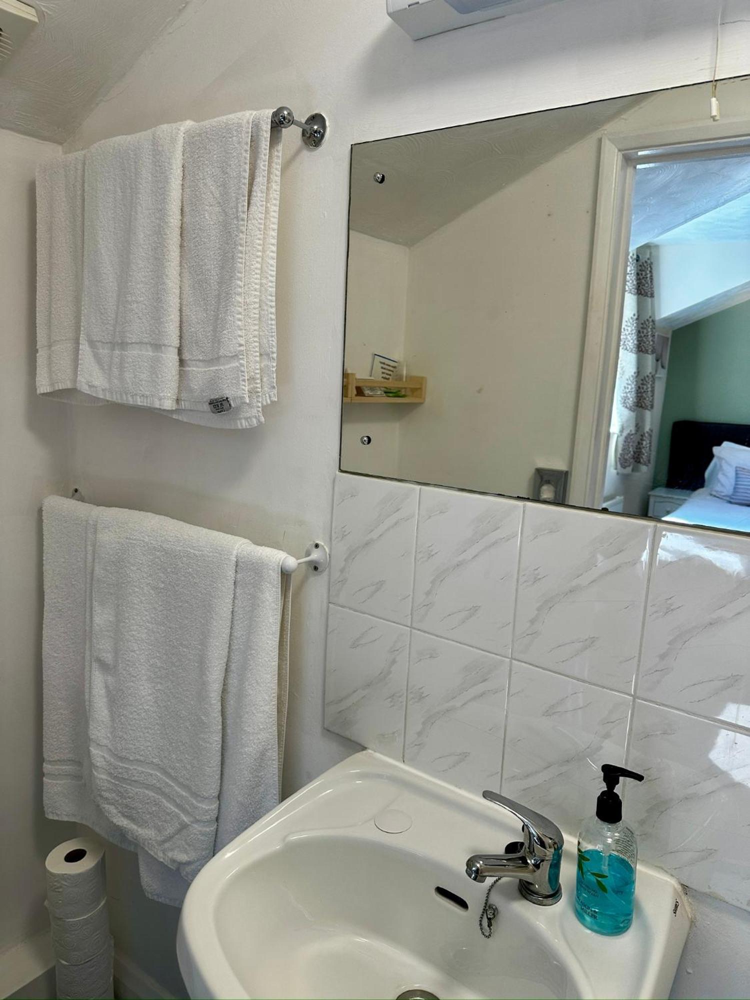 Comfort Triple Room with Shower
